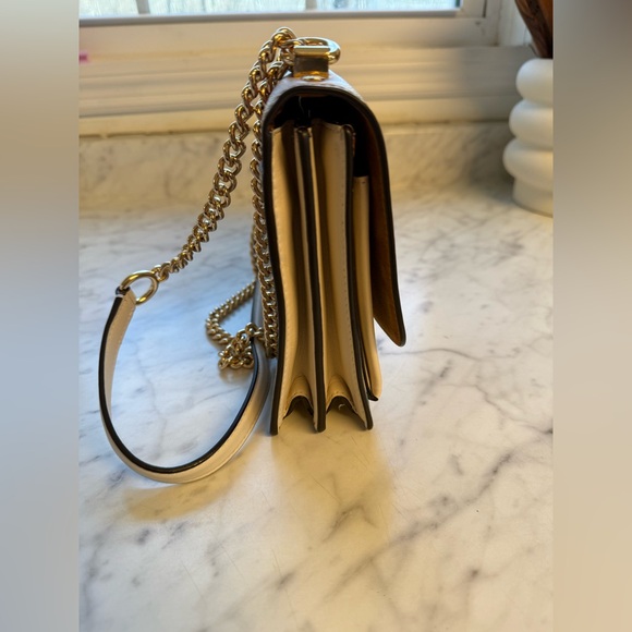 Coach Klare Crossbody Signature Canvas Heart Cherry Print - Picture 12 of 16